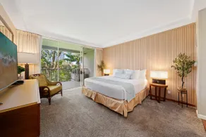 The Whaler Resort - Image 3