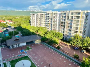 Exclusive apartment in Peñazul el Poblado 1-804 - Image 2