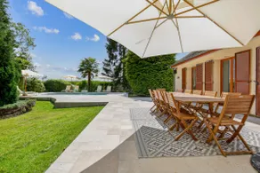 Beautiful Villa, 1 hour from Paris, Heated pool! - Image 2