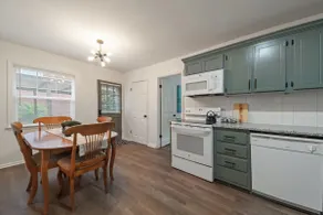 Chic boho vibes near WFU & hospitals! - Image 3