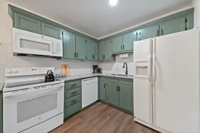 Chic boho vibes near WFU & hospitals! - Image 4