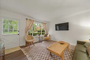 Chic boho vibes near WFU & hospitals! - Image 2