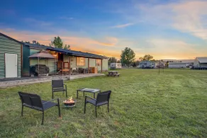 Lake House Getaway | Fire Pit, Games & Fast WiFi - Image 5