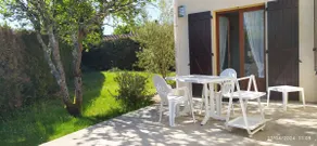 2-person bedroom, living room, kitchenette, terrace and garden - Image 4