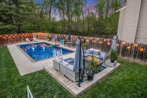 Paradise pool house-Pool is OPEN - Image 2