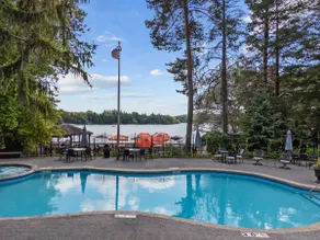 Lakefront Condo, Private Beach/Pool, Walk to Town - Image 3