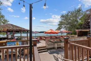 Lakefront Condo, Private Beach/Pool, Walk to Town - Image 4