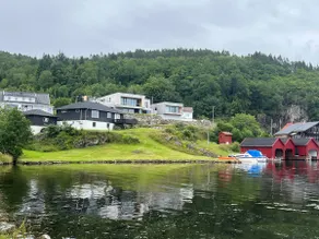 Beachfront property in Lyngdal - Image 5