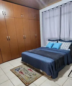 Apartment in an Amazon-style house - Image 2