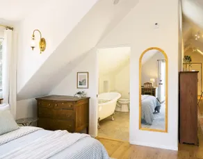 The Chalet in Vista: 15 minutes to the beach! - Image 4