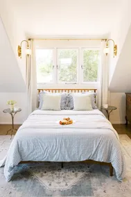 The Chalet in Vista: 15 minutes to the beach! - Image 2