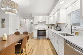 Family Duplex Retreat | 5BR | Train to NYC | Gym - Image 3