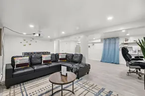 Family Duplex Retreat | 5BR | Train to NYC | Gym - Image 5