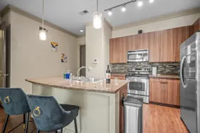 Lux King Suite • 1 mile to Truist Park, Battery - Image 3