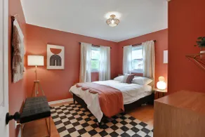 THE GOOD PLACE Uptown Westerville, Colorful & Cozy - Image 3