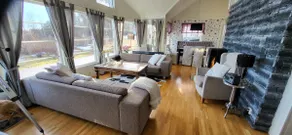 Cottage in the countryside. - Image 2