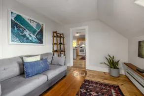 West-End Gem 2BR | Live like a Local in Portsmouth - Image 5