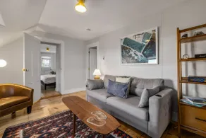 West-End Gem 2BR | Live like a Local in Portsmouth - Image 4