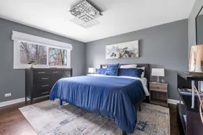 Spacious Home in Chicago Suburbs - Image 5