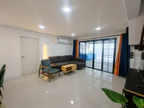 Huai Khwang Night Market 4-bedroom Pool Garden Villa. Free airport pick up for bookings of 4 days and above. - Image 3