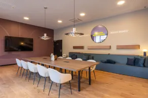 The Base Park View Studio Apartment - Image 3