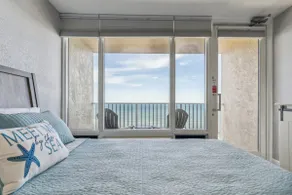 Beachfront, 6th floor Studio in Daytona Beach - Image 2