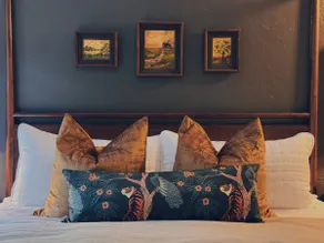 Evergreen Escape | Hiking, Beach, HotTub, GameRoom - Image 3