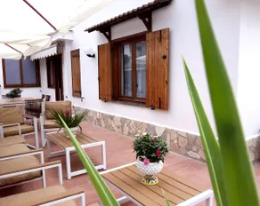 Villa Iaccarino with a View of the Gulf of Naples and Spacious Areas - Image 4