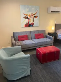 Close in, cozy guesthouse surrounded by nature! - Image 2