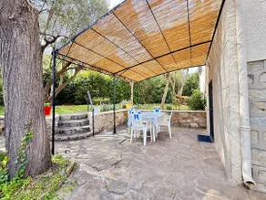 Cozy two-room apartment with a shaded terrace overlooking the garden - Image 5