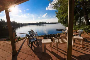 Harry's Hideaway - Image 5