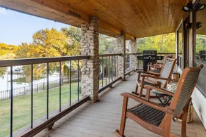 Veale Creek Retreat on PK - Image 2