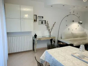 Park Avenue-Bright three-room apartment in Assago - Image 4