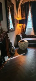 VICTORIAN HOUSE - Image 2
