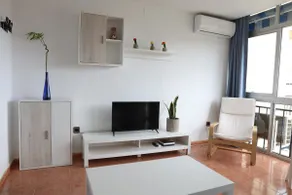 Apartment with pool and sea views, 7th floor - Image 5