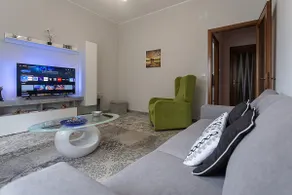 [Leo's House] smart Tv & Wi-Fi - Image 3