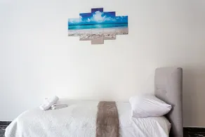 [Leo's House] smart Tv & Wi-Fi - Image 4