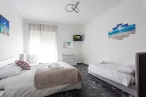 [Leo's House] smart Tv & Wi-Fi - Image 5