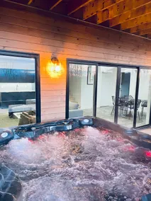 Mountain Mod | 4 Bed, 3 Bath, Pool, Hot Tub, Gym - Image 5