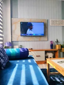 Blue Heart Home~Ganges Luxury~Cosy 1Bhk Ganga View - Image 5