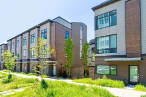 Modern Tri-Level Townhouse m/s Downtown, Greenlake - Image 5