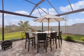 Huge & luxurious home w/view of preserves & fenced - Image 2