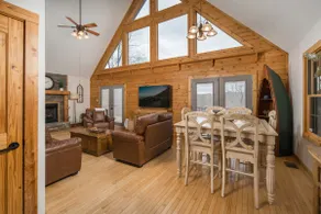 Blue Ridge Retreat - 12 mins from Blowing Rock - Image 5