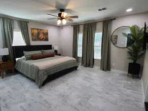 Zoo House - Image 3