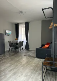 Timco apartment with balcony and air-conditioner - Image 4