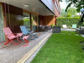 Cozy city apartment with garden - Image 2