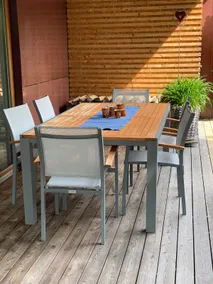 Cozy city apartment with garden - Image 3
