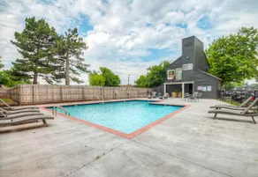 Cozy Updated Cove of Heaven, 5mins to Lake Hefner! - Image 4