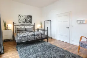 Central apartment in the city - Image 2