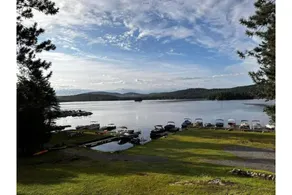 ”Hamilton Chalet” on 4th Lake at Eagle Bay Village - Image 3